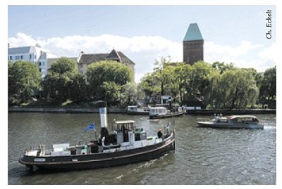 Schiffsbrücke Waisenbrücke - Foto: Ch. Eckelt