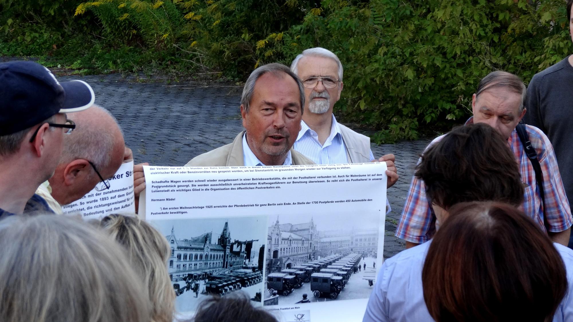 Volker Hobrack präsentiert bildhafte Geschichte