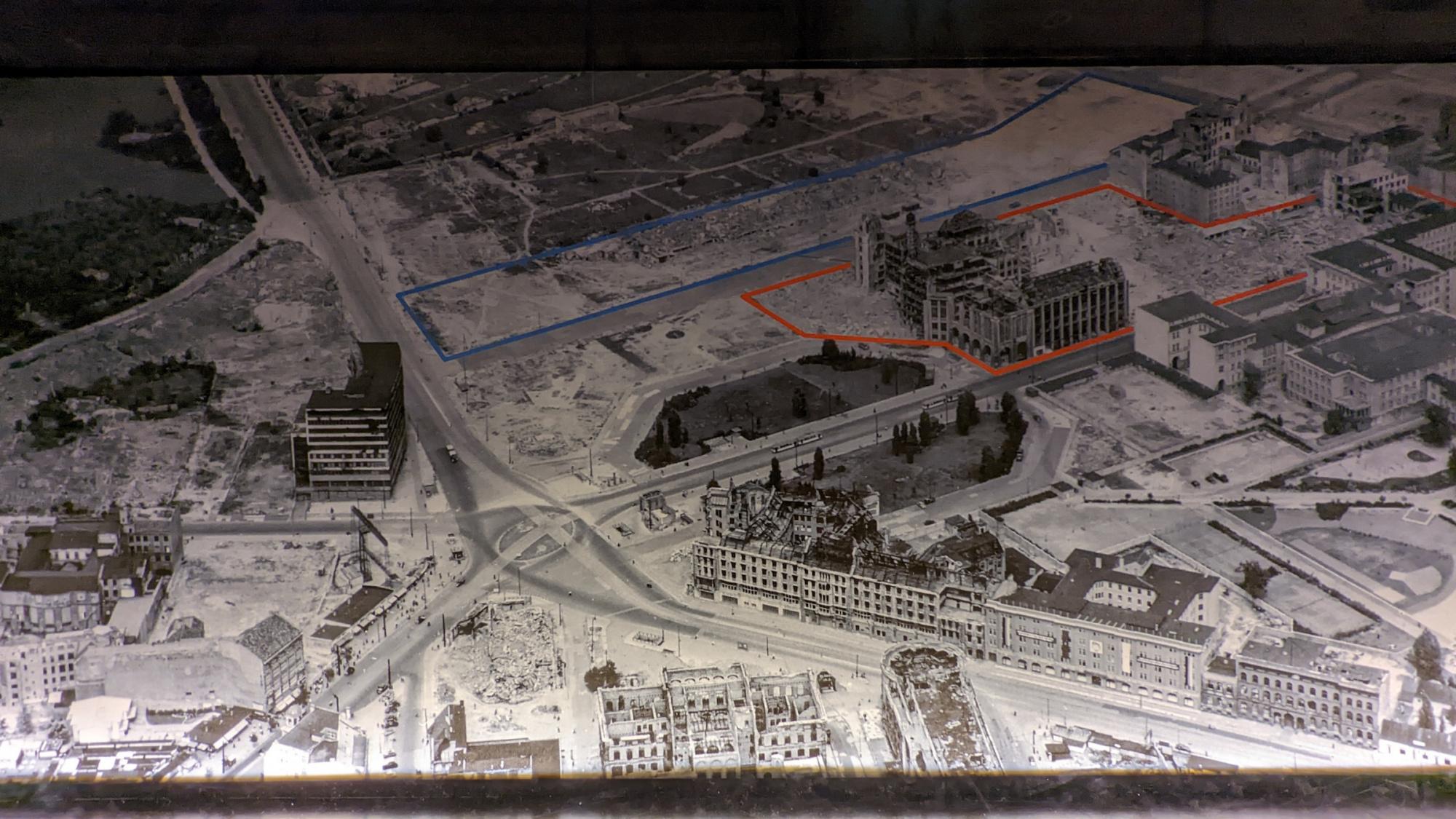 15 „TRESOR 31“ – Ausstellung im Kraftwerk Etage 1