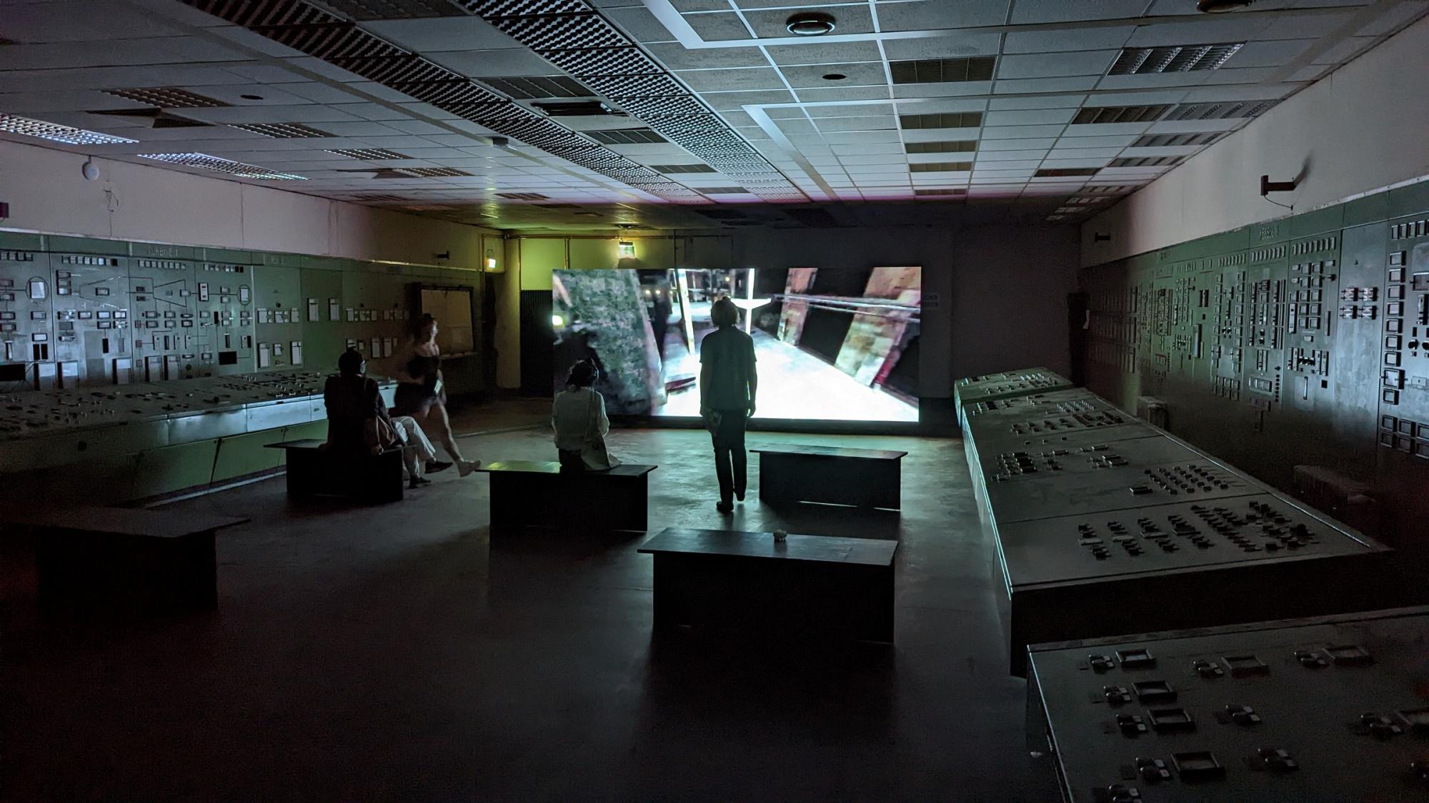 23 „TRESOR 31“ Die alte Steuerzentrale des Kraftwerkes im Obergeschoss